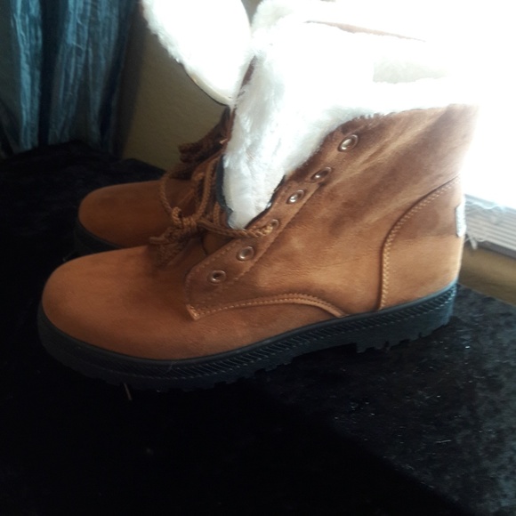 NWT SQL HEAVY DUTY HIKING BOOTS - Picture 2 of 5